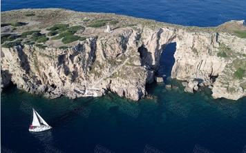 Sailing Yacht Mykines