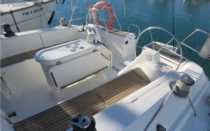 M/Y MYKINES